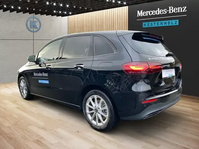 Mercedes-Benz B 250