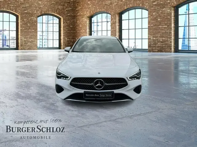Mercedes-Benz CLA 180