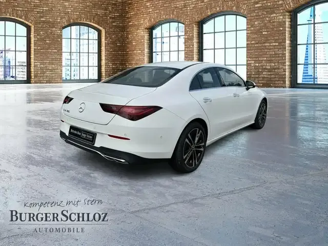 Mercedes-Benz CLA 180