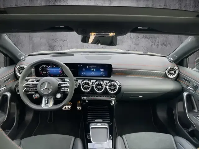 Mercedes-Benz A 45 AMG