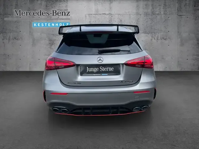 Mercedes-Benz A 45 AMG