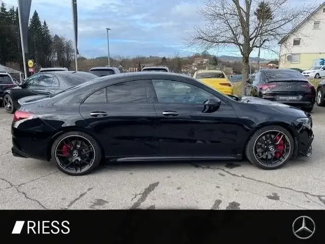 Mercedes-Benz CLA 45 AMG