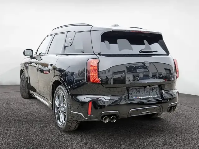 MINI John Cooper Works Countryman