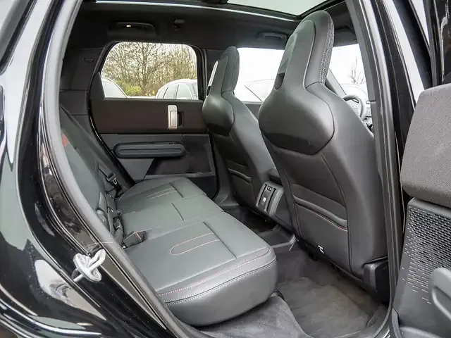 MINI John Cooper Works Countryman