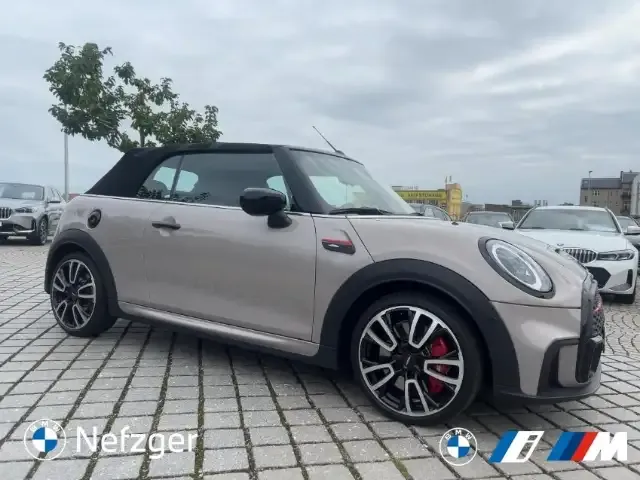 MINI John Cooper Works Cabrio