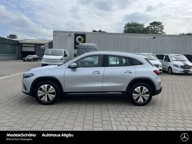 Mercedes-Benz EQA 250