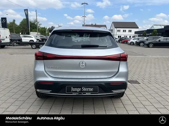 Mercedes-Benz EQA 250
