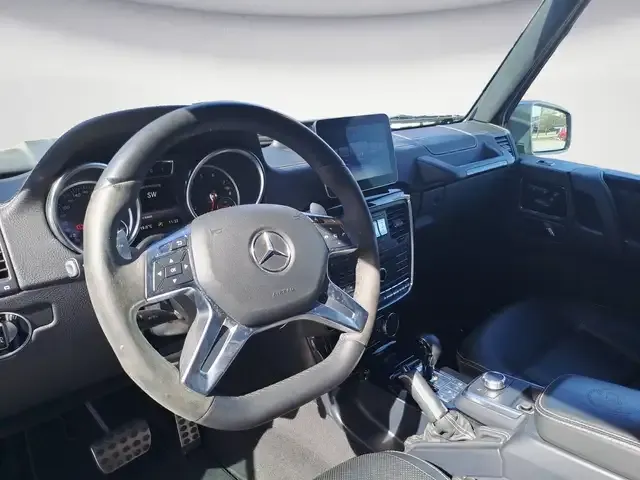 Mercedes-Benz G 500