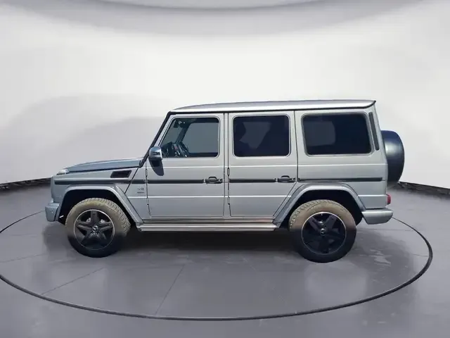 Mercedes-Benz G 500