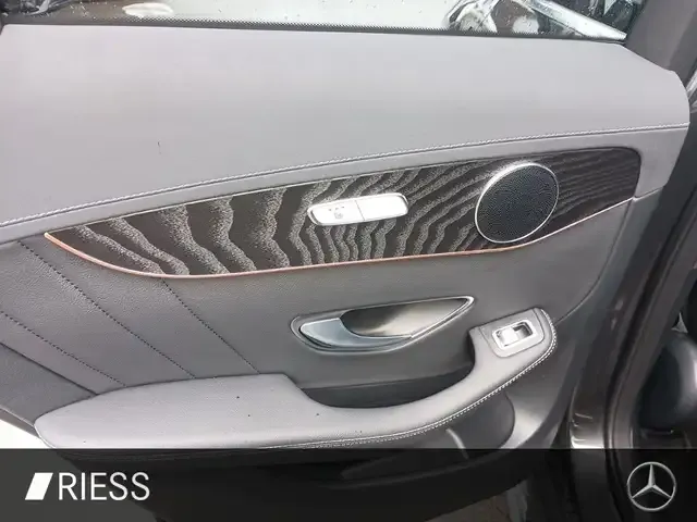 Mercedes-Benz EQC 400