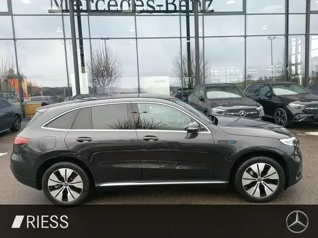 Mercedes-Benz EQC 400