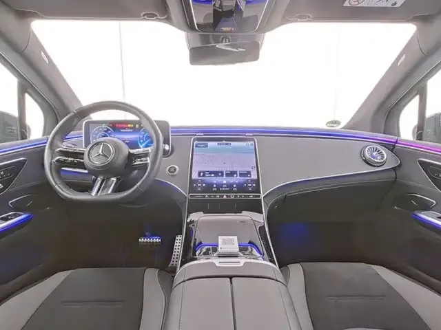 Mercedes-Benz EQE SUV