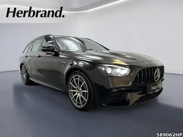 Mercedes-Benz E 63 AMG