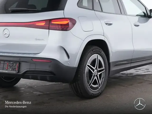 Mercedes-Benz EQA 300