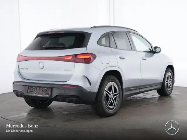 Mercedes-Benz EQA 300