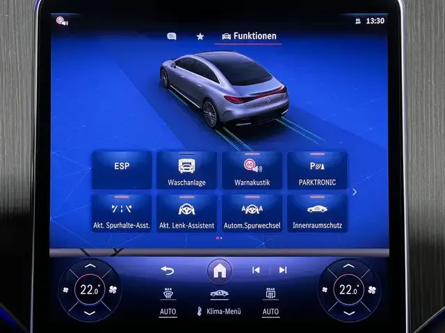 Mercedes-Benz EQE 300