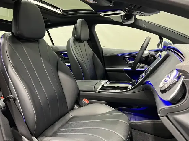 Mercedes-Benz EQE 300