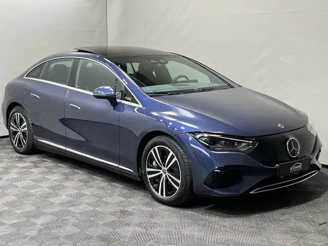 Mercedes-Benz EQE 300