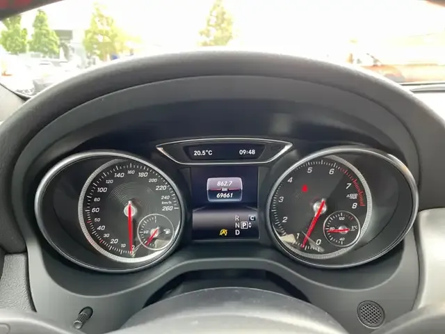 Mercedes-Benz GLA 250