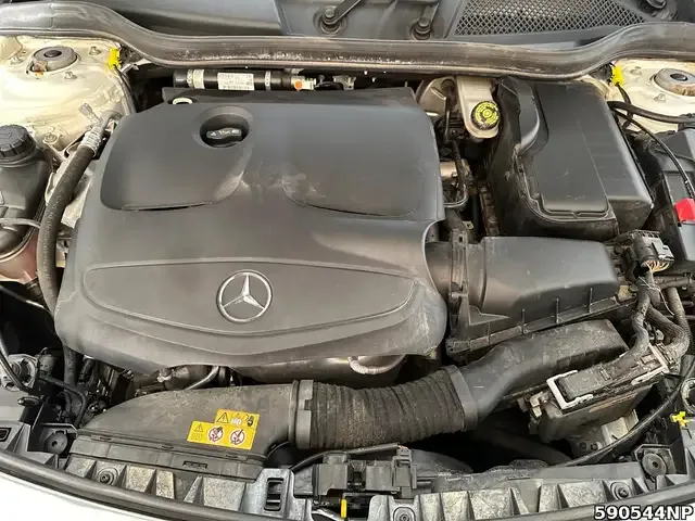 Mercedes-Benz CLA 200
