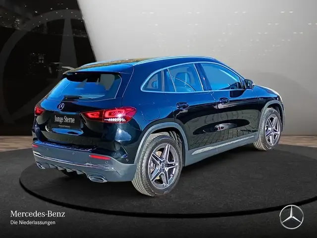 Mercedes-Benz GLA 250