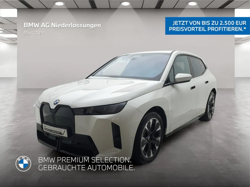 BMW iX