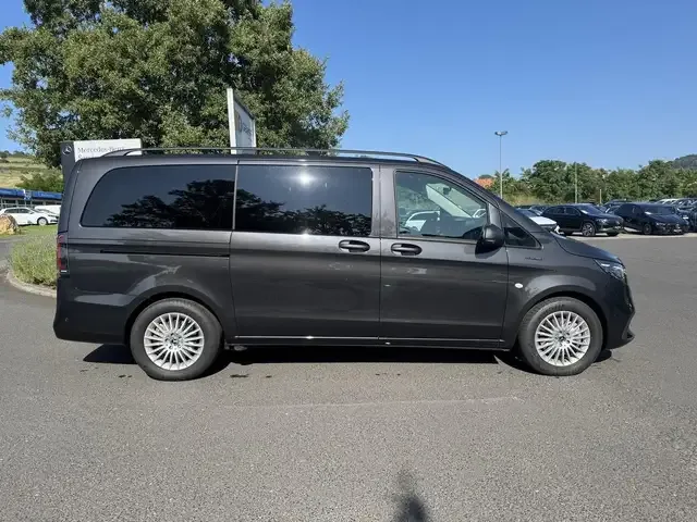 Mercedes-Benz Sonstiges