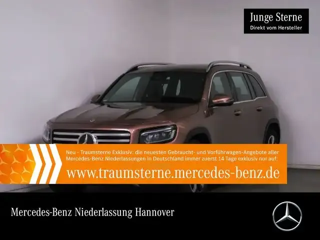 Mercedes-Benz GLB 220