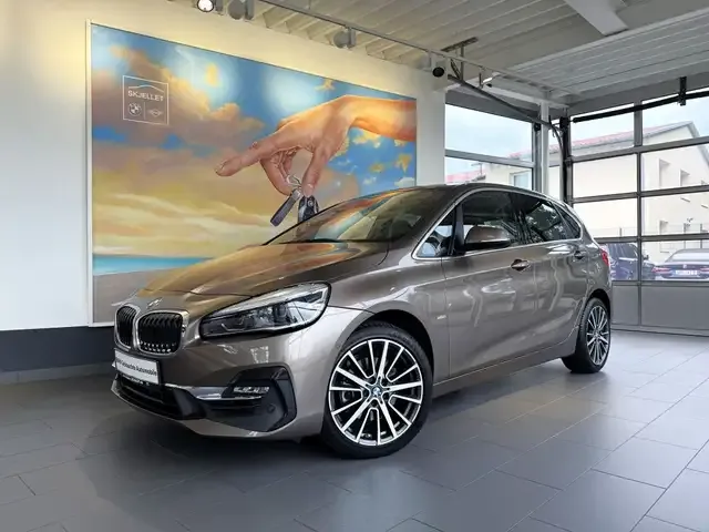 BMW 220