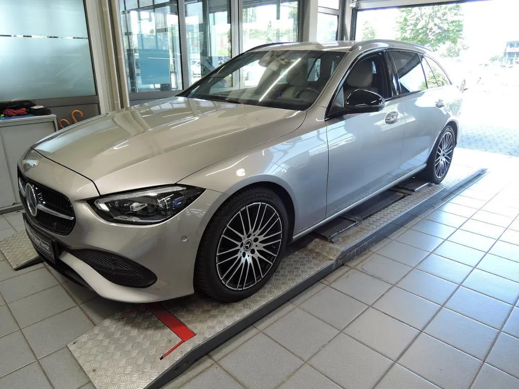Mercedes-Benz C 220
