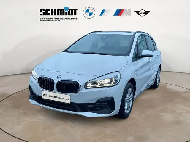 BMW 220