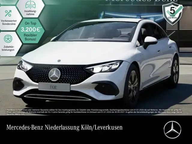 Mercedes-Benz EQE 300