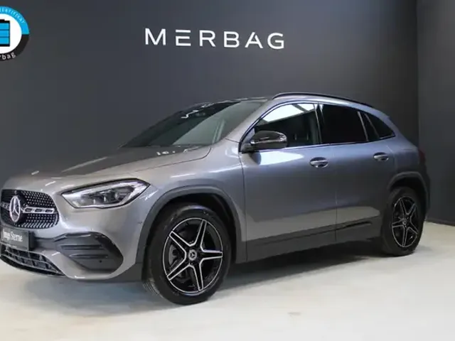 Mercedes-Benz GLA 250