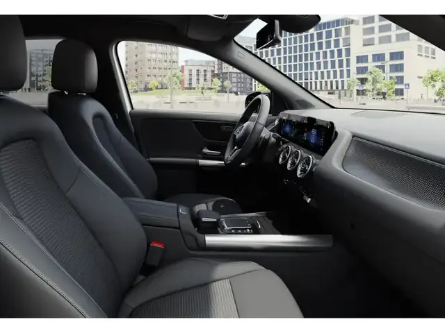 Mercedes-Benz EQA 250