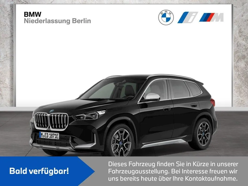 BMW iX1
