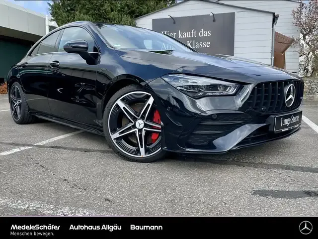Mercedes-Benz CLA 35 AMG