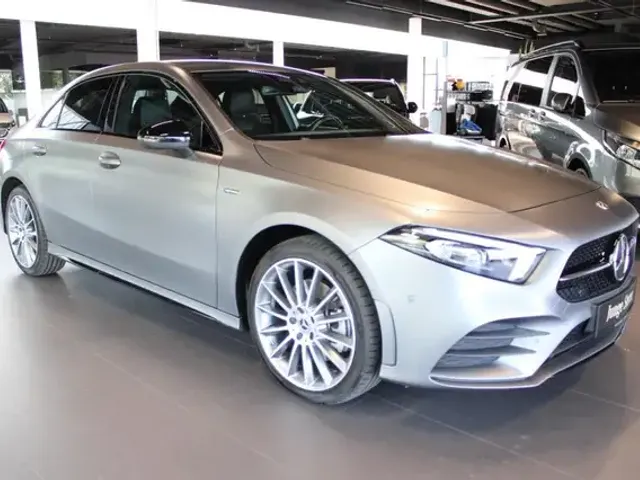 Mercedes-Benz A 250
