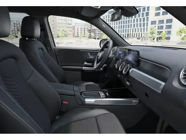 Mercedes-Benz EQB 300