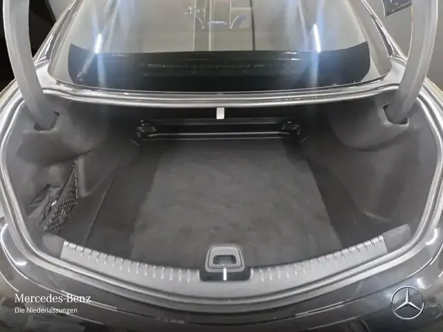 Mercedes-Benz CLE 200