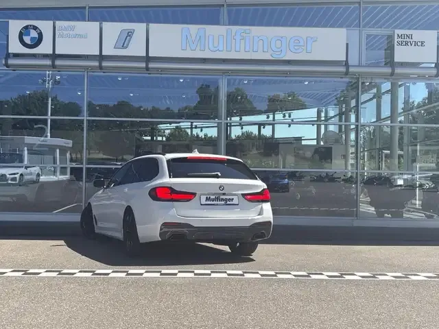 BMW 530