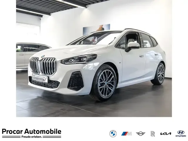 BMW 220