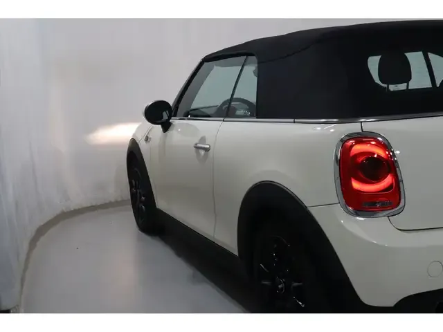 MINI One Cabrio