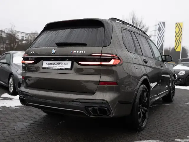 BMW X7 M