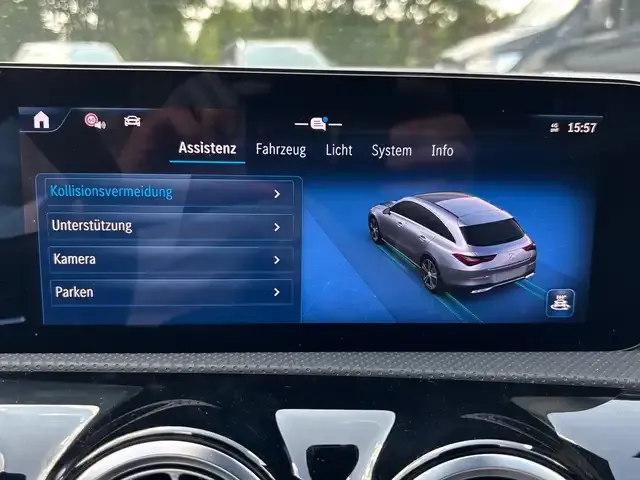 Mercedes-Benz CLA 220