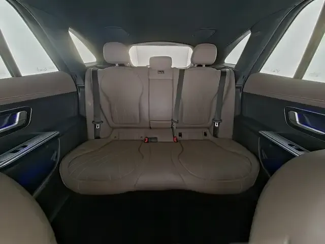 Mercedes-Benz EQE 350