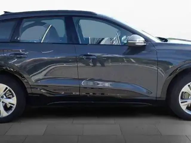 Audi Q6