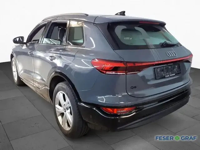 Audi Q6