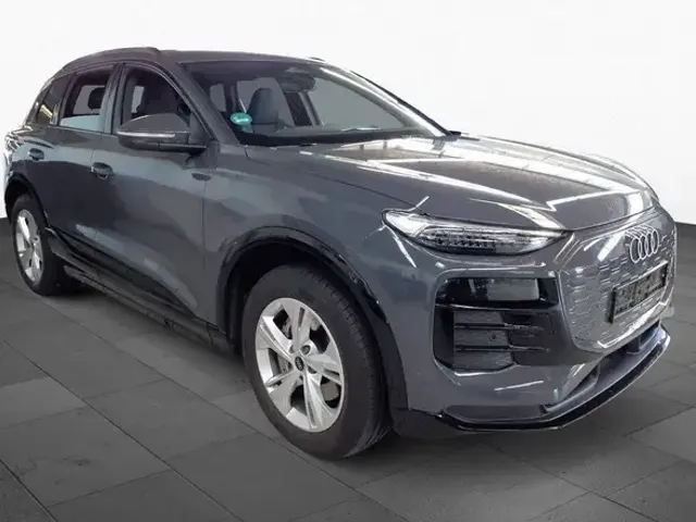 Audi Q6