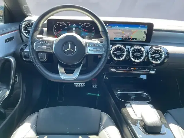 Mercedes-Benz CLA 250