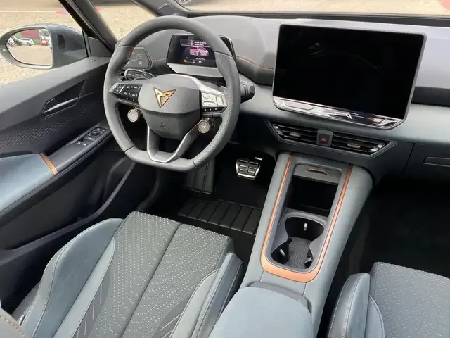 CUPRA Born